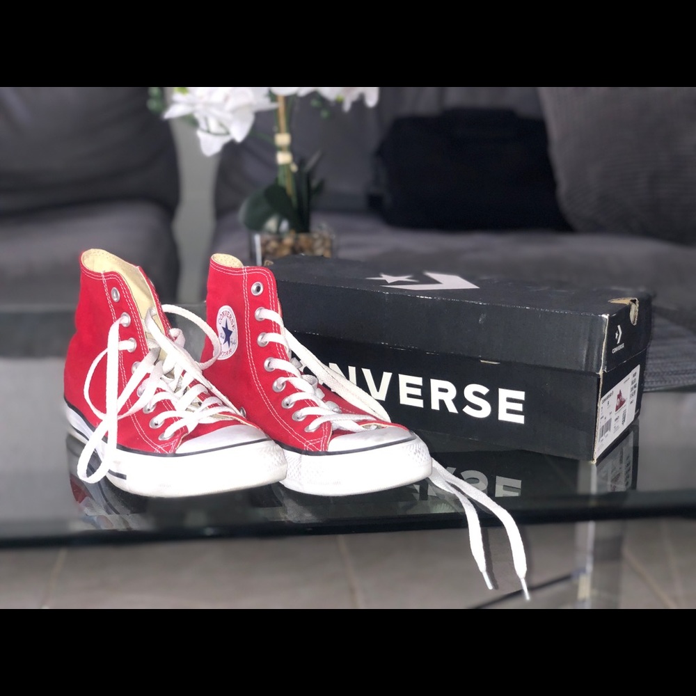 Red Converse Size W9. Original box